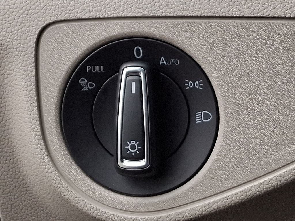 2023 Volkswagen Atlas 2.0T SE