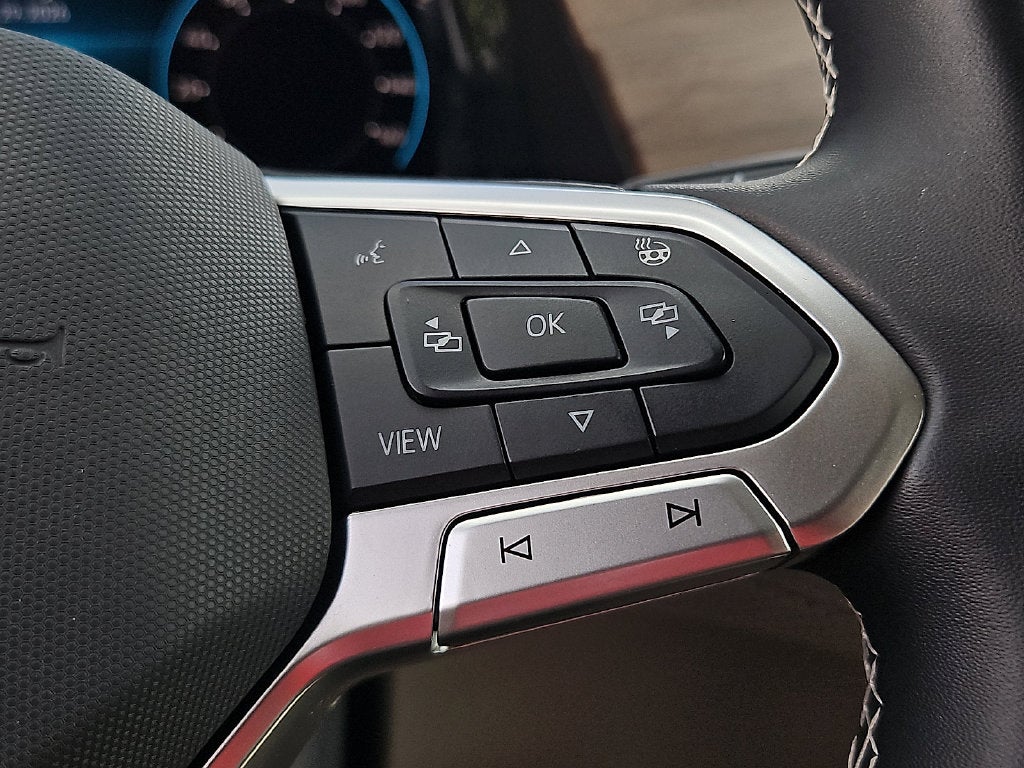 2025 Volkswagen Atlas 2.0T SE