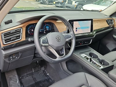 2025 Volkswagen Atlas 2.0T SE