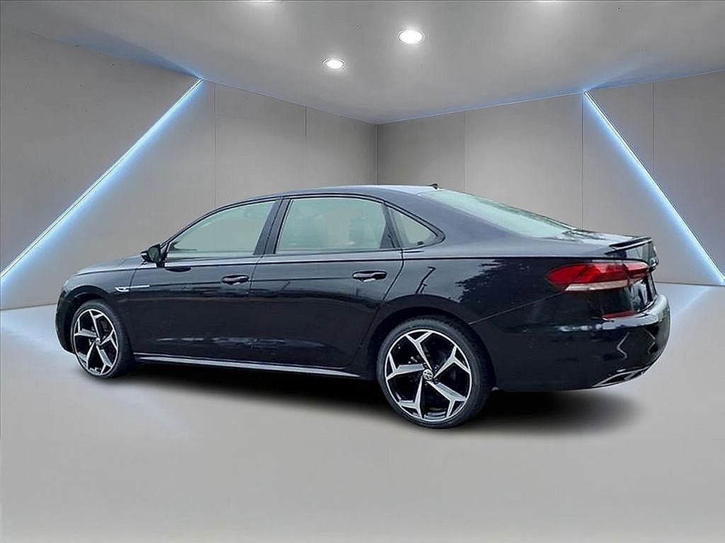 2021 Volkswagen Passat 2.0T R-Line