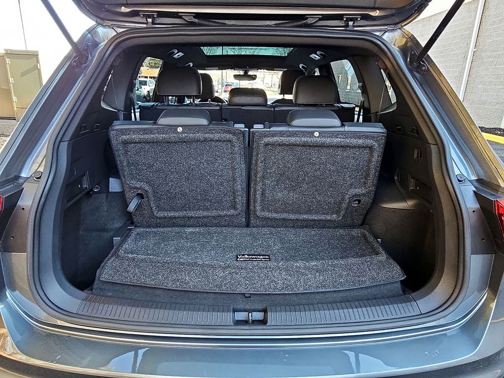 2021 Volkswagen Tiguan 2.0T SE R-Line Black