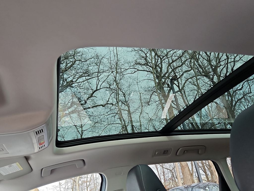 2026 Volkswagen Taos 1.5T SE Black