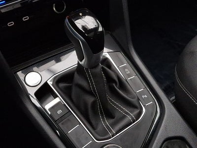 2025 Volkswagen Taos 1.5T SE Black