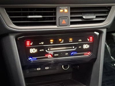 2025 Volkswagen Taos 1.5T SE Black