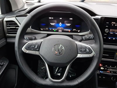 2025 Volkswagen Taos 1.5T SE Black