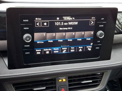 2025 Volkswagen Taos 1.5T SE Black