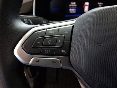 2025 Volkswagen Taos 1.5T SE Black