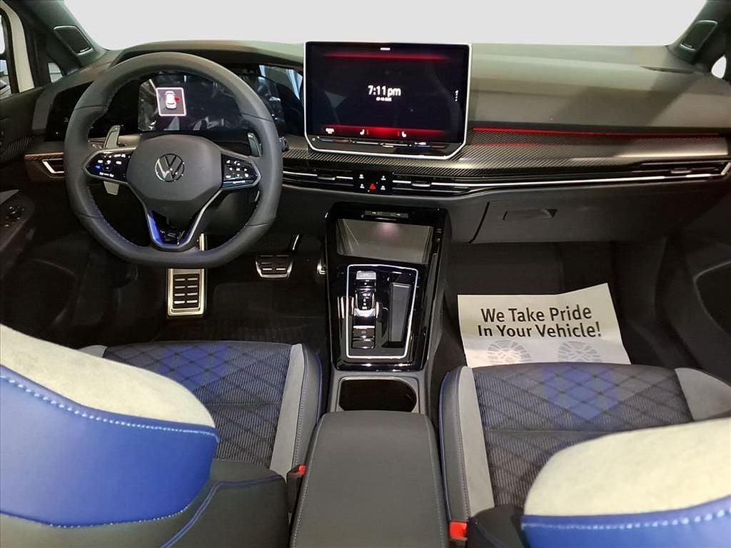 2026 Volkswagen Taos 1.5T SE Black