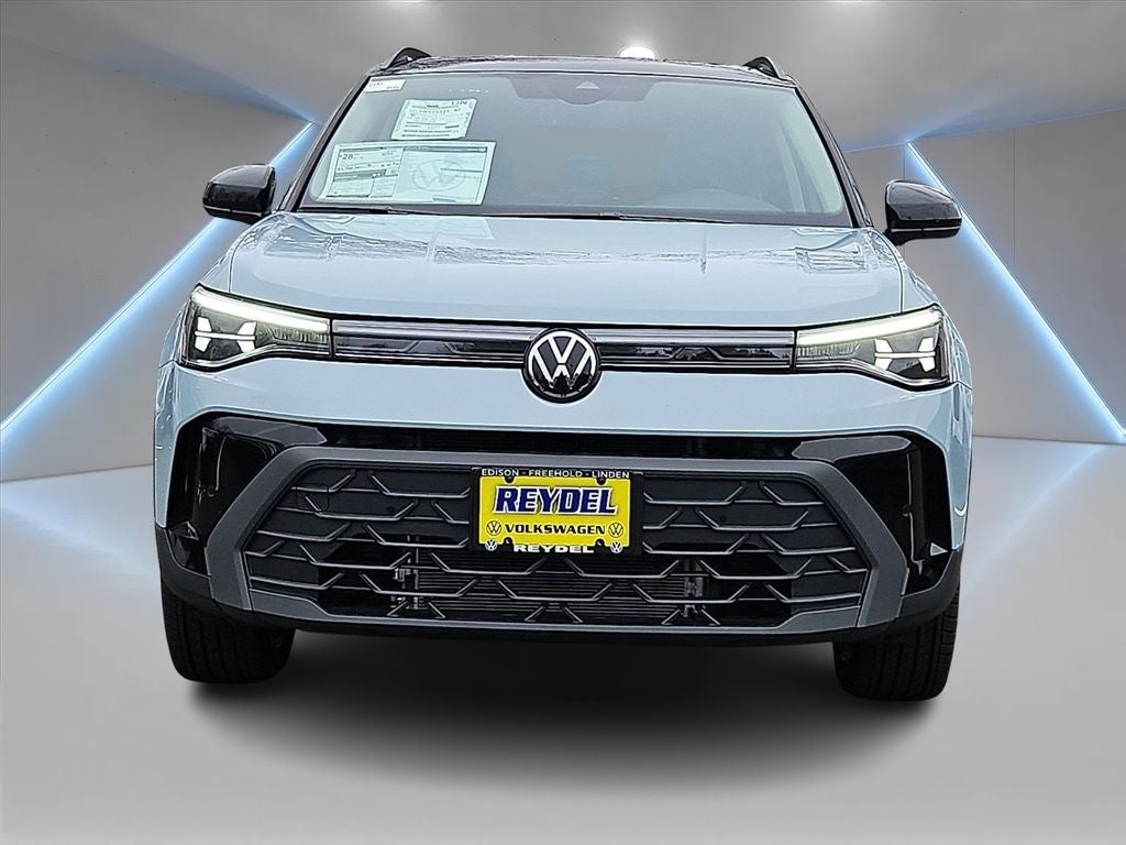 2026 Volkswagen Taos 1.5T SE Black