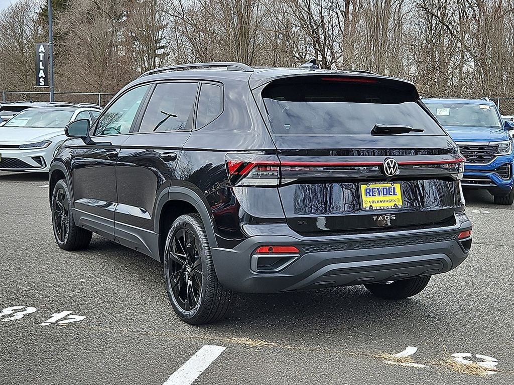 2026 Volkswagen Taos 1.5T SE Black