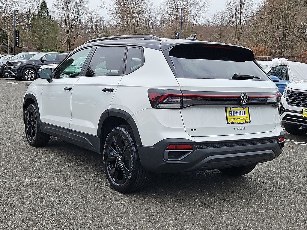 2026 Volkswagen Taos 1.5T SE Black
