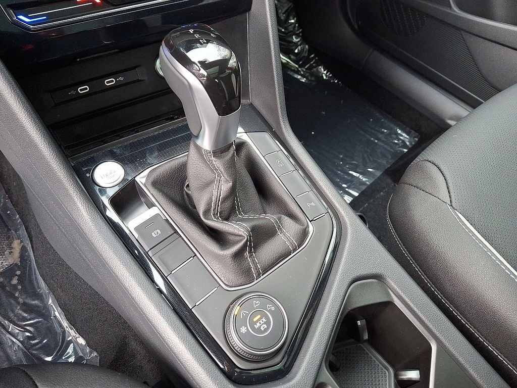 2026 Volkswagen Taos 1.5T SEL