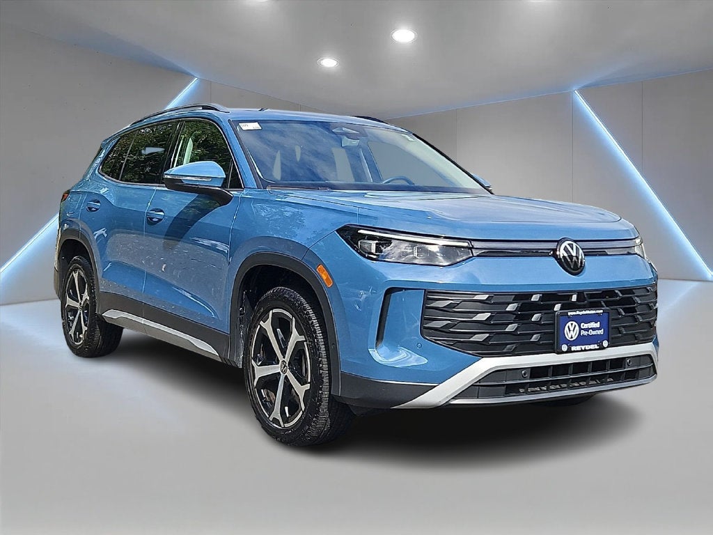 2025 Volkswagen Tiguan 2.0T SE