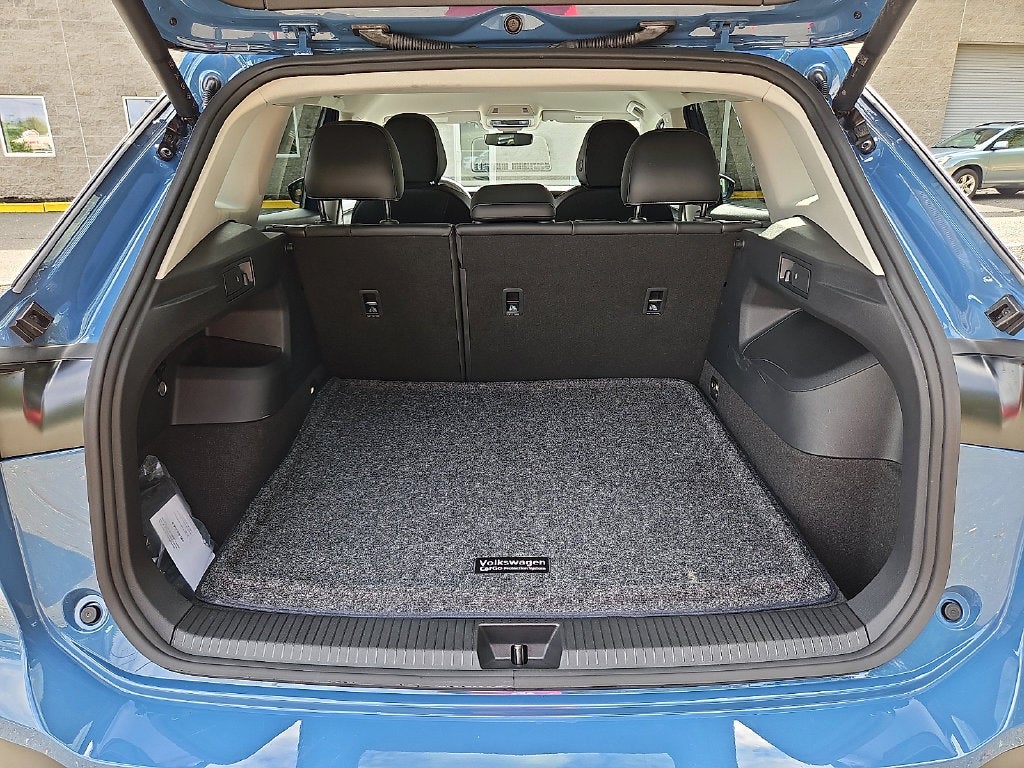 2025 Volkswagen Tiguan 2.0T SE
