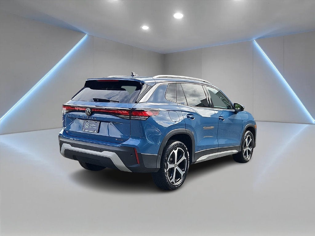 2025 Volkswagen Tiguan 2.0T SE