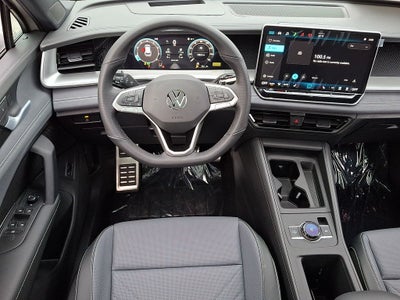 2026 Volkswagen Tiguan 2.0T SE R-Line Black