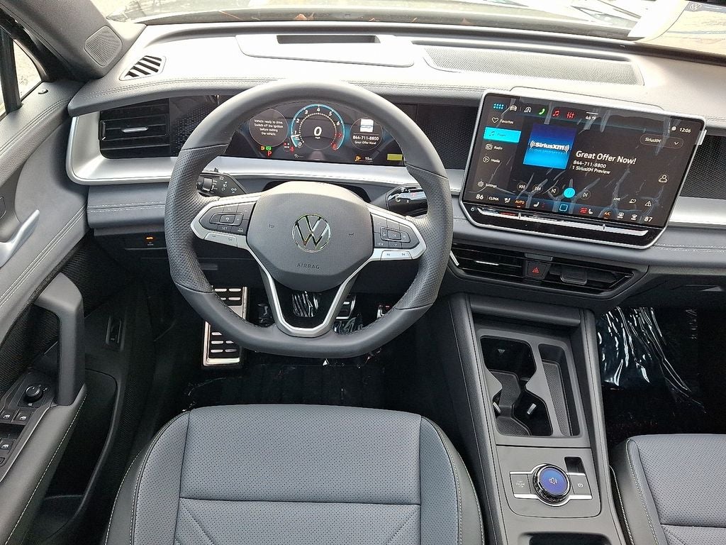 2026 Volkswagen Tiguan 2.0T SE R-Line Black