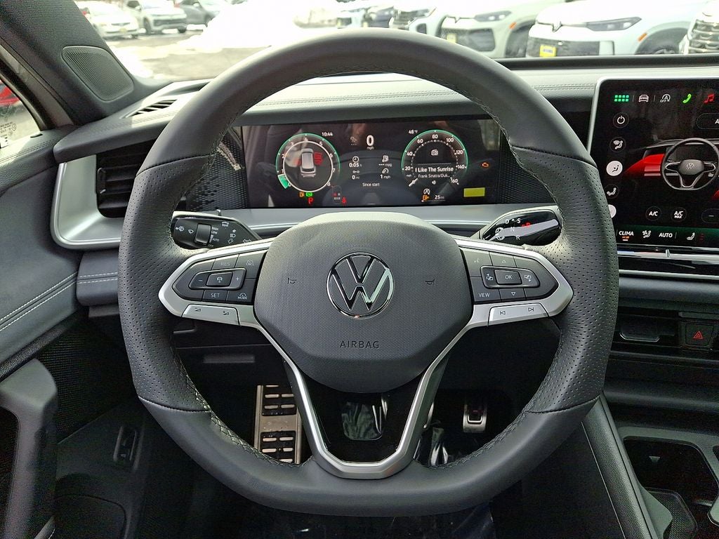 2026 Volkswagen Tiguan 2.0T SE R-Line Black