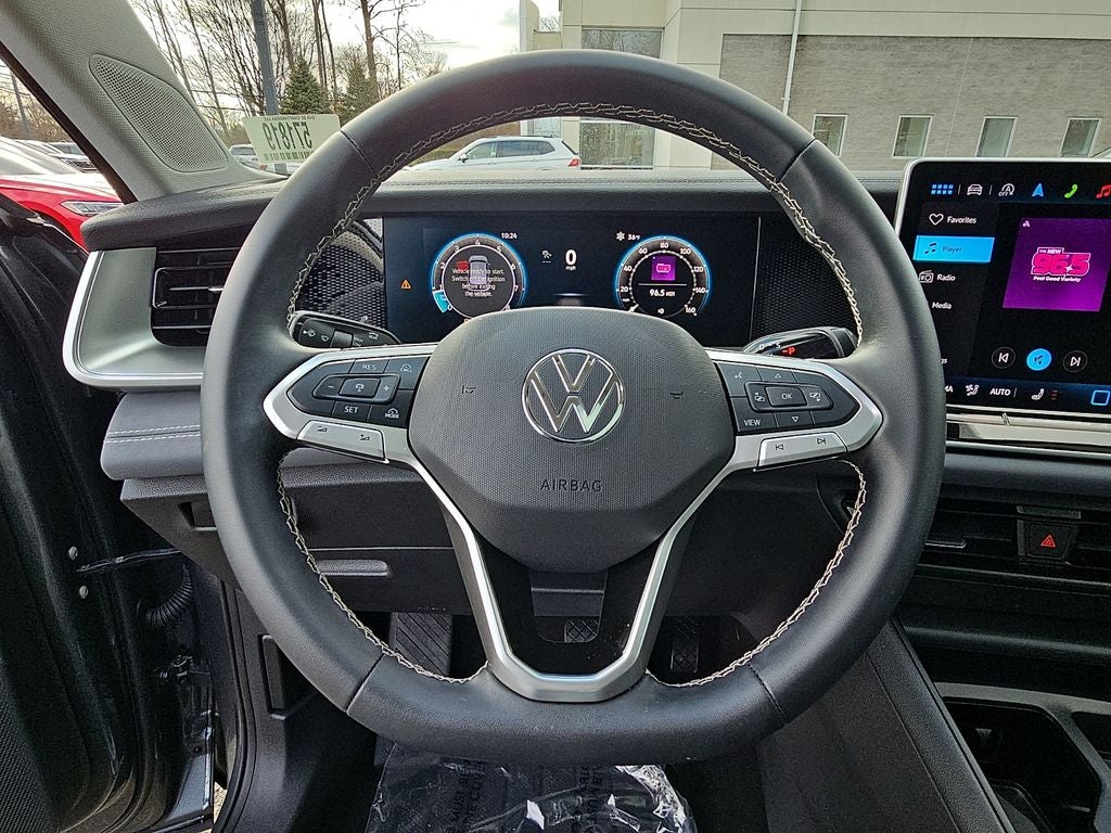 2025 Volkswagen Tiguan 2.0T SE