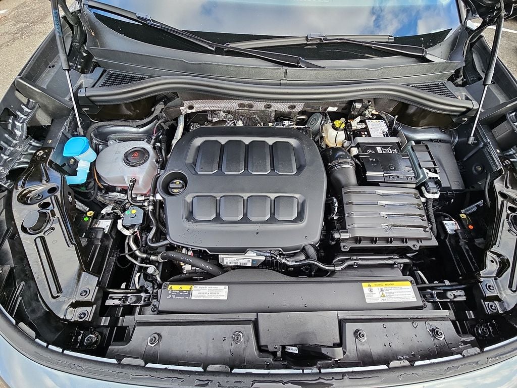 2025 Volkswagen Tiguan 2.0T SE