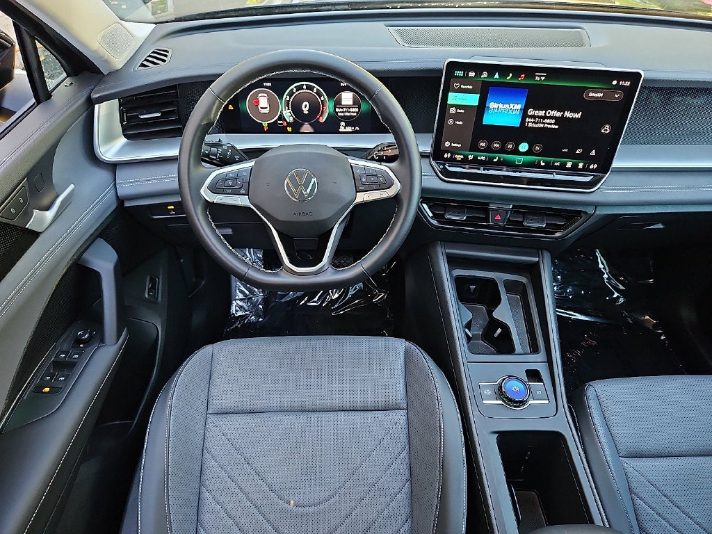 2025 Volkswagen Tiguan 2.0T SE