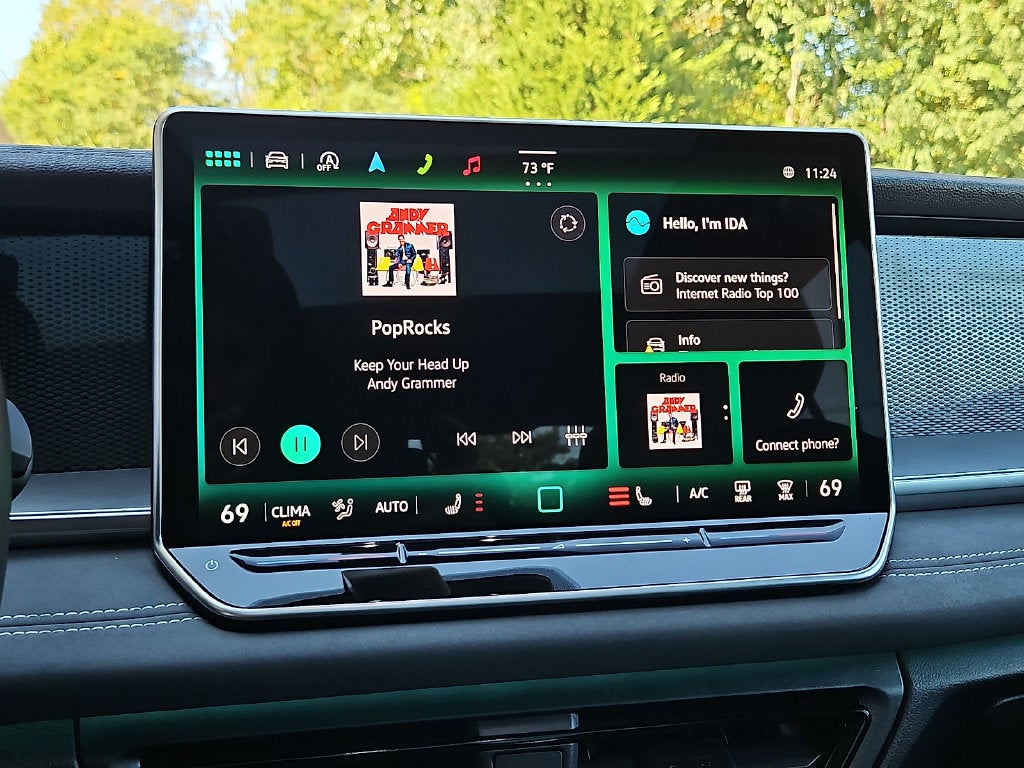 2025 Volkswagen Tiguan 2.0T SE