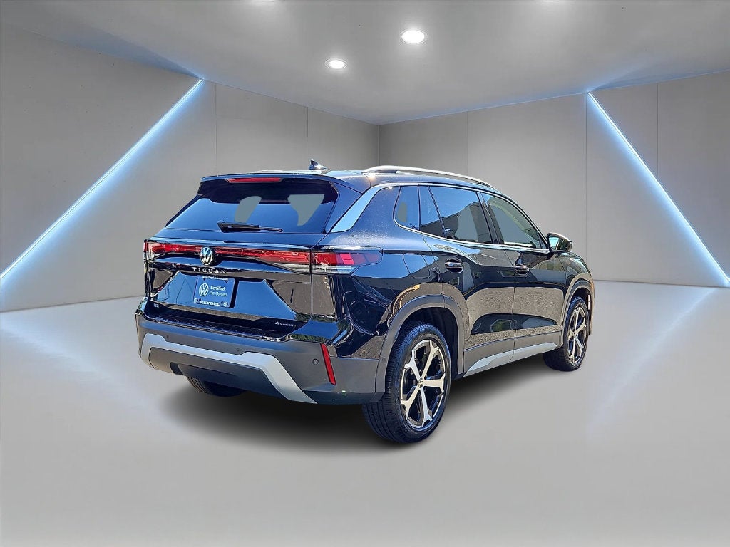 2025 Volkswagen Tiguan 2.0T SE