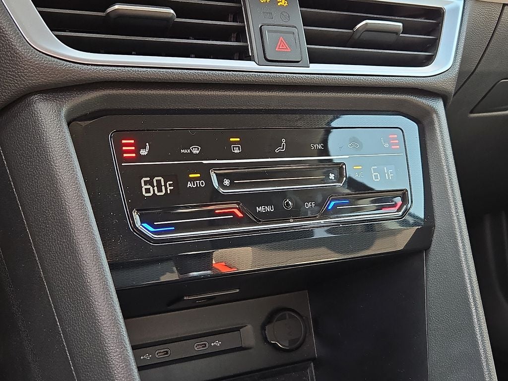 2025 Volkswagen Taos 1.5T SE