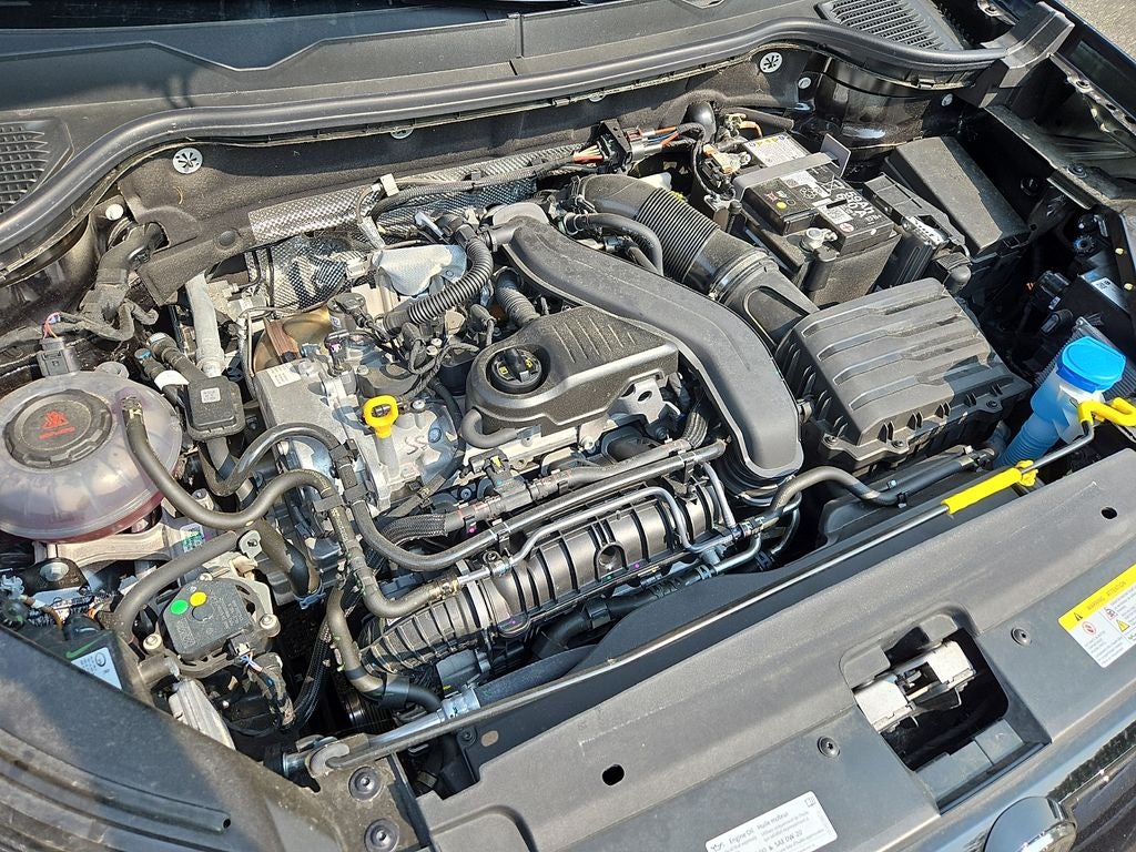 2025 Volkswagen Taos 1.5T SE
