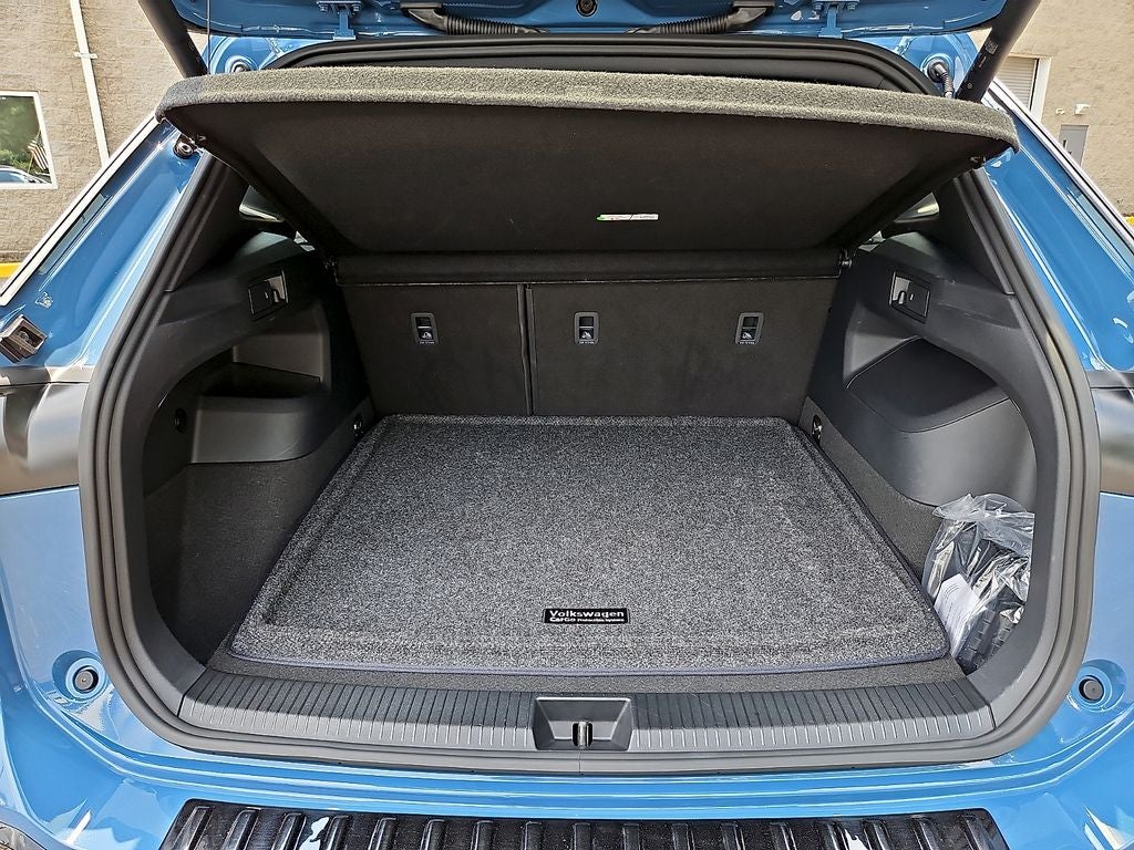 2026 Volkswagen Tiguan 2.0T SEL R-Line Turbo