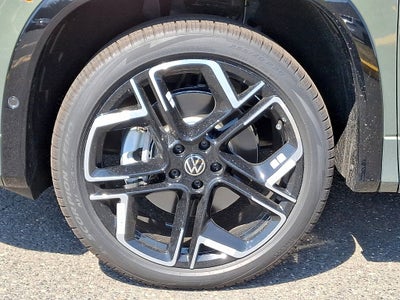 2026 Volkswagen Tiguan 2.0T SEL R-Line Turbo