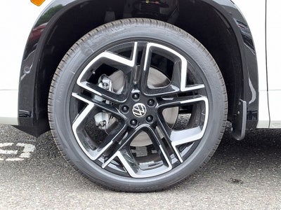 2026 Volkswagen Tiguan 2.0T SEL R-Line Turbo