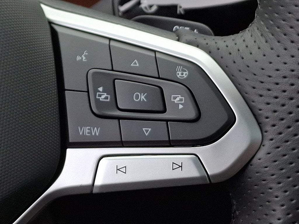 2026 Volkswagen Tiguan 2.0T SEL R-Line Turbo