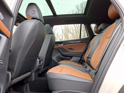 2026 Volkswagen Tiguan 2.0T SEL R-Line Turbo