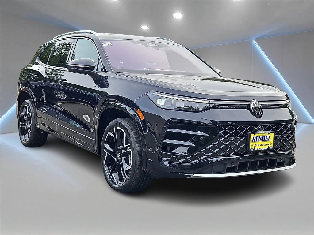 2026 Volkswagen Tiguan SEL R-Line Turbo
