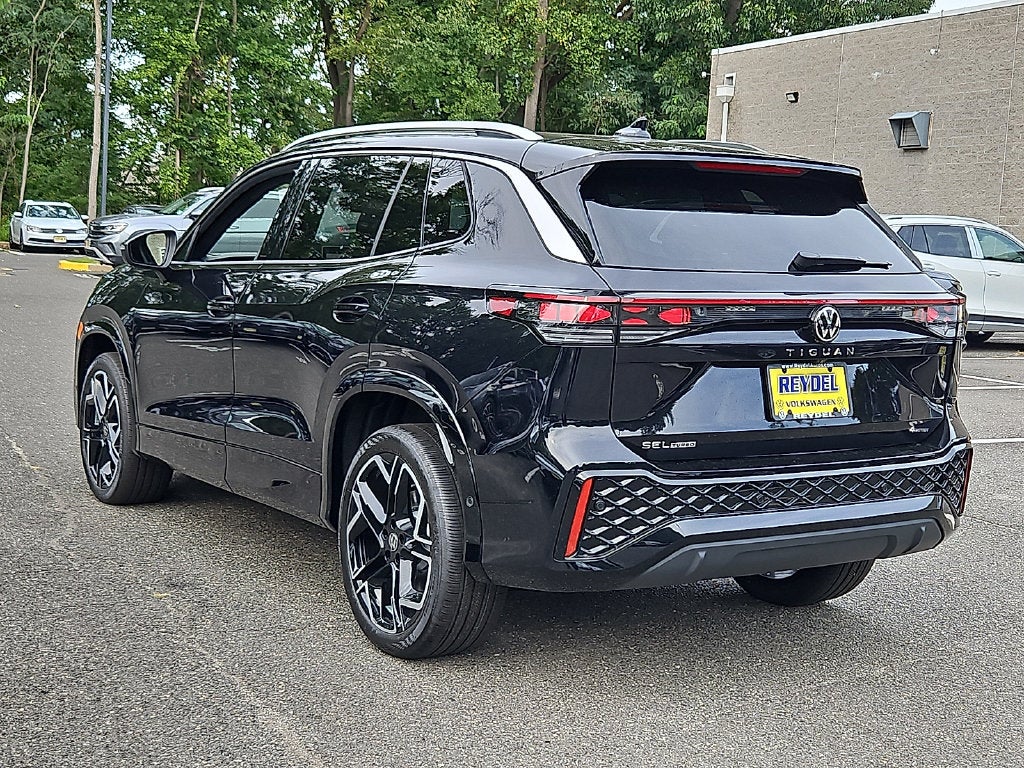 2026 Volkswagen Tiguan SEL R-Line Turbo