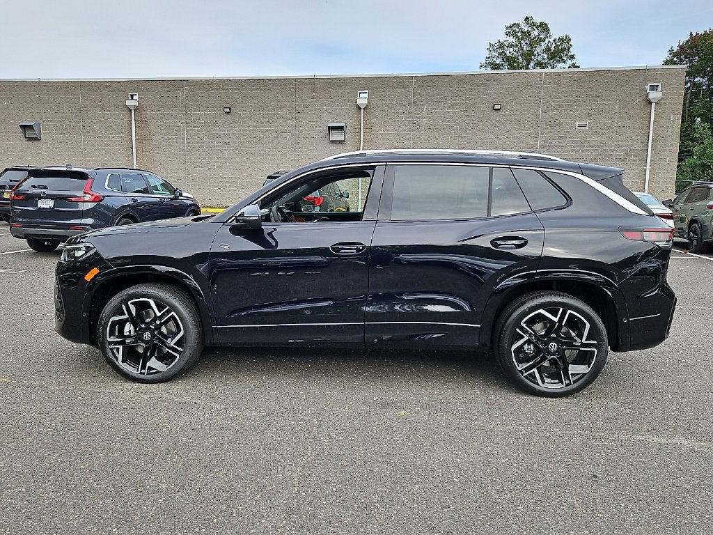 2026 Volkswagen Tiguan SEL R-Line Turbo