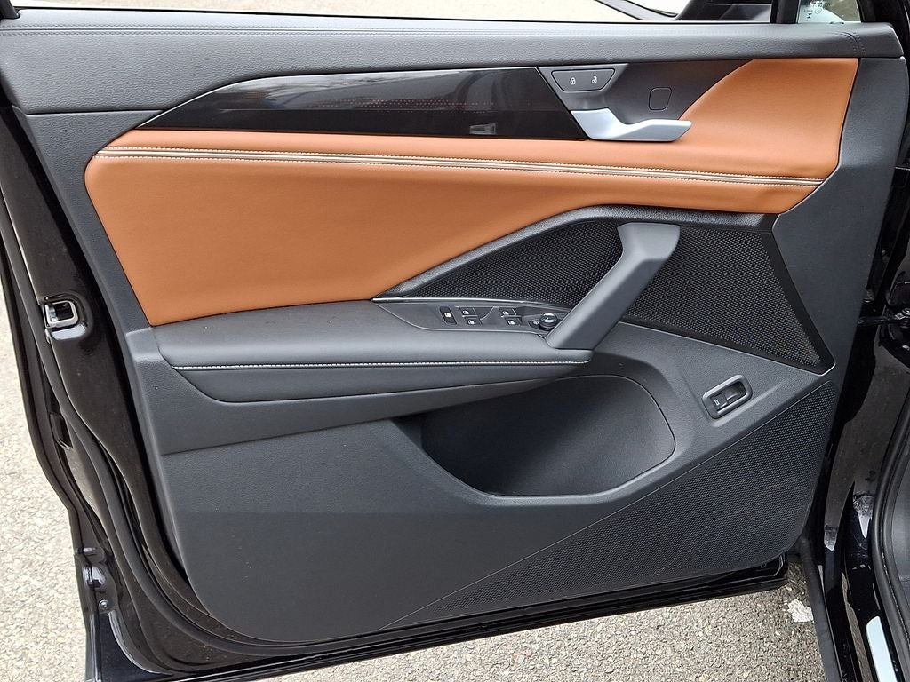 2026 Volkswagen Tiguan 2.0T SEL R-Line Turbo