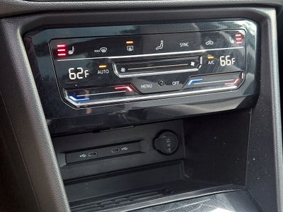 2025 Volkswagen Taos 1.5T SE