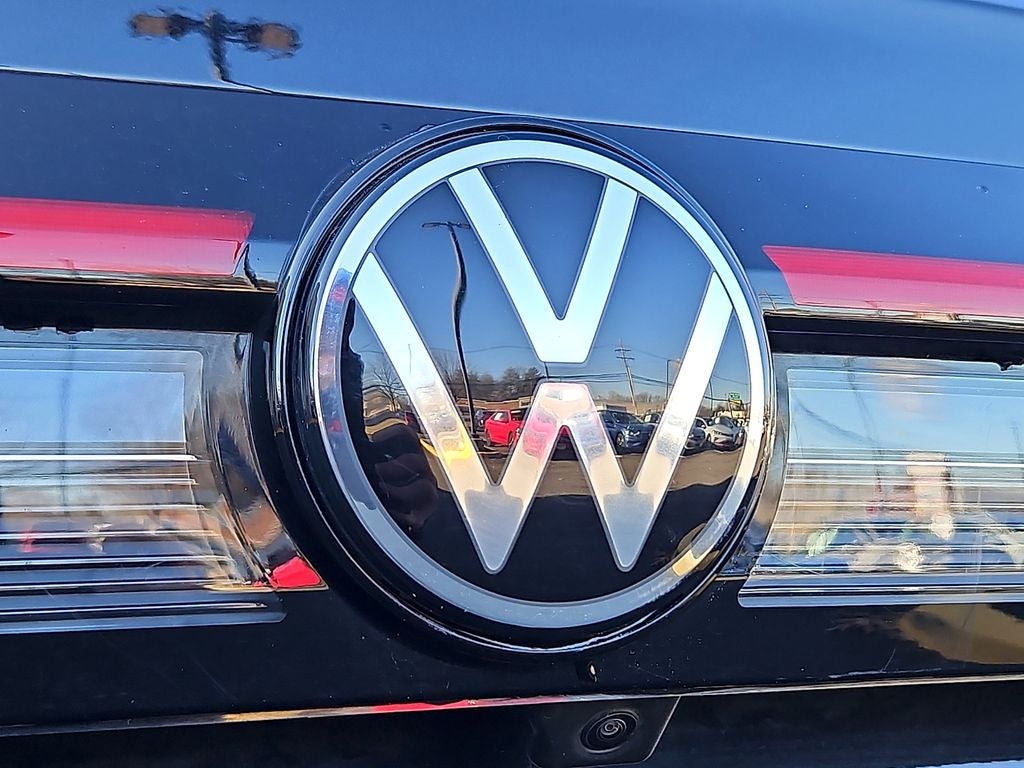 2025 Volkswagen Taos 1.5T SE