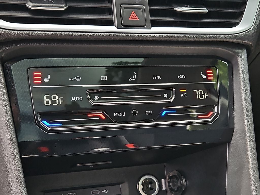 2025 Volkswagen Taos 1.5T SE