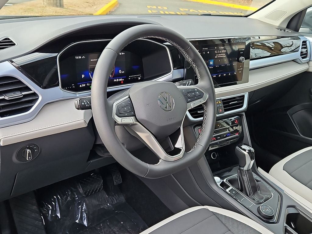 2026 Volkswagen Taos 1.5T SE