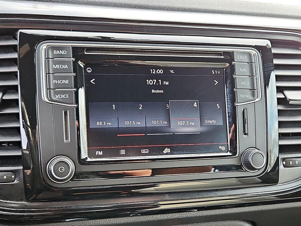 2016 Volkswagen Beetle 1.8T Classic