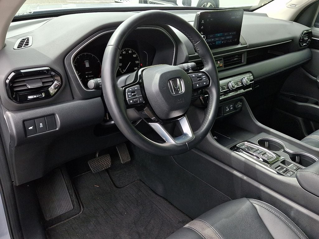 2023 Honda Pilot Touring