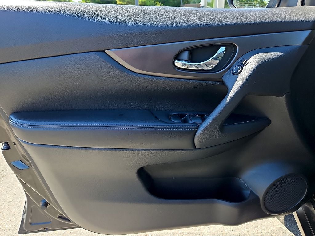 2014 Nissan Rogue S