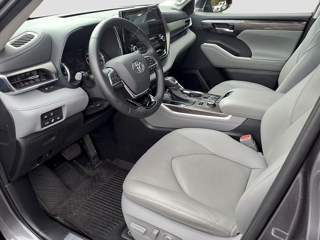 2021 Toyota Highlander Limited