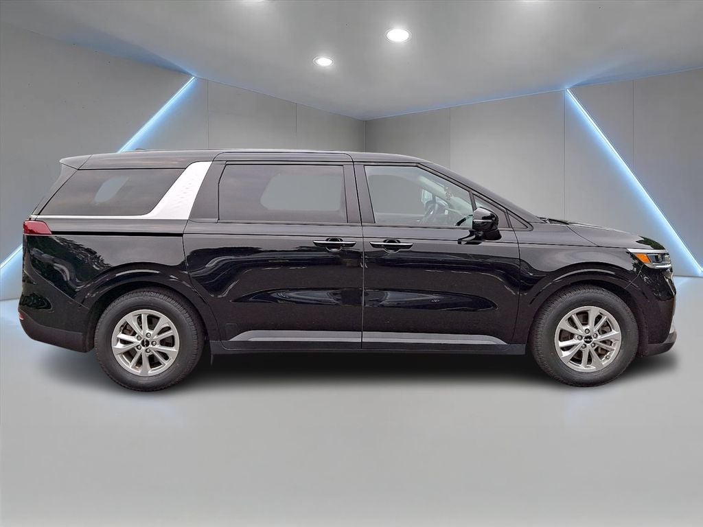 2023 Kia Carnival LX Seat Package