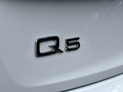 2023 Audi Q5 40 Premium quattro