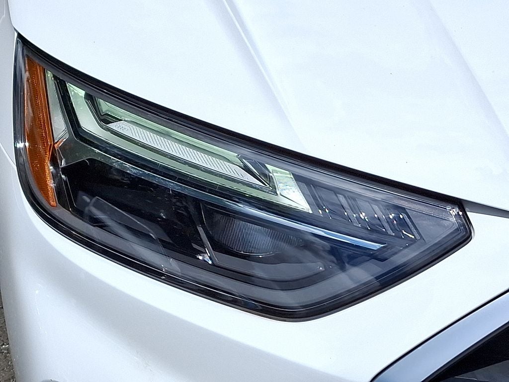 2023 Audi Q5 40 Premium quattro
