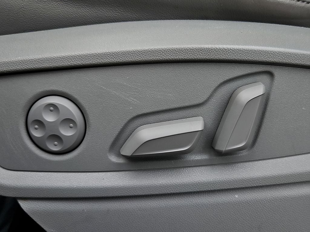 2022 Audi Q5 40 Premium quattro